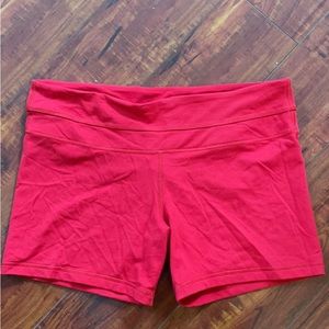 Lululemon red 5” low rise bike shorts